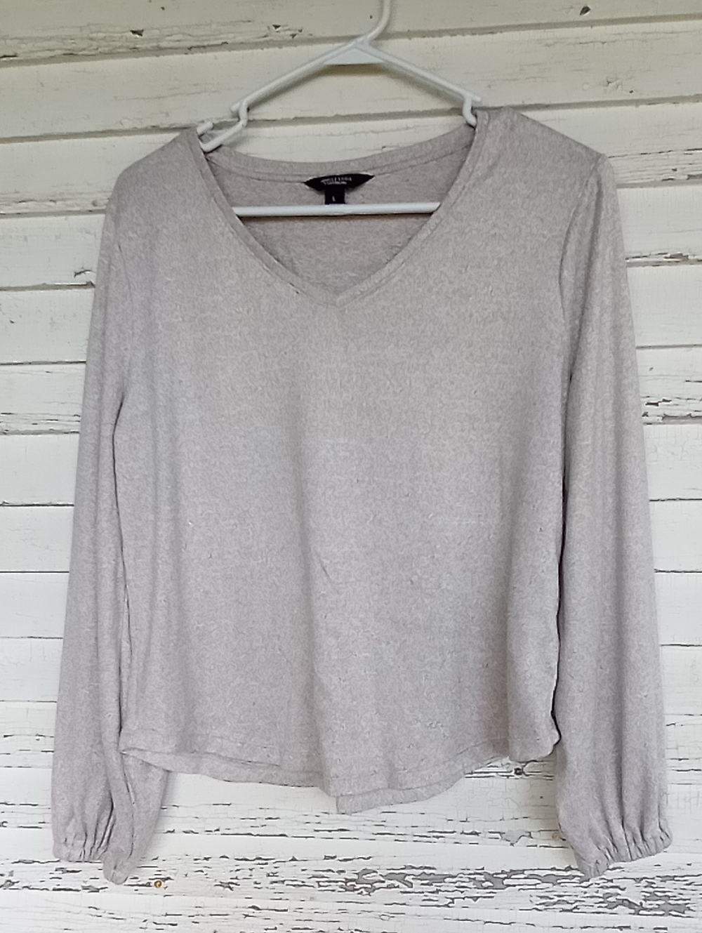 Simply Vera Vera Wang Heather Gray V-Neck Long Sleeve Top